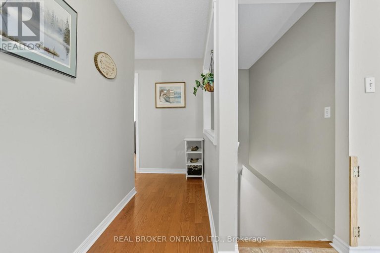 28843559/6-candow-crescent/stittsville-north/ottawa/ontario/K2S1K7_21