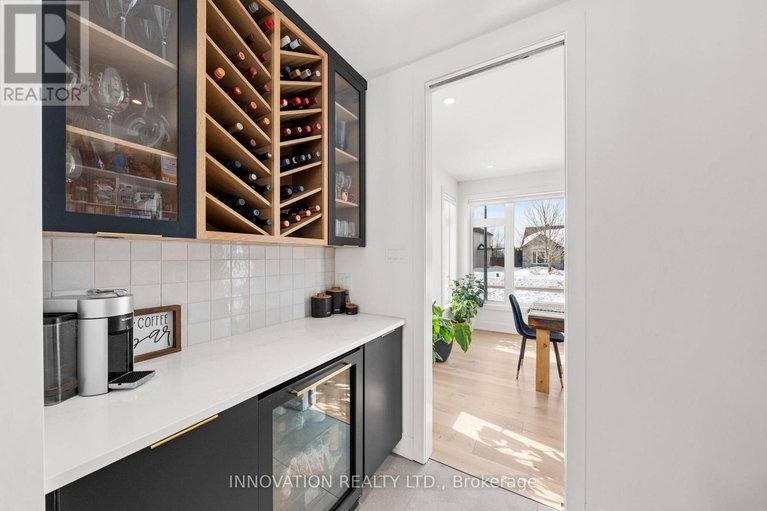 29436739/195-charlies-lane/carp/ottawa/ontario/K0A1L0_19