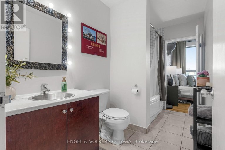 29444673/803-179-george-street/lower-townbyward-market/ottawa/ontario/K1N1J8_42