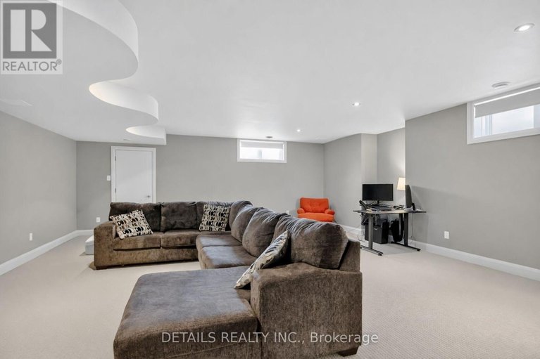 29448768/71-eleanor-drive/city-viewskylinefisher-heightsparkwood-hills/ottawa/ontario/K2E6A1_56