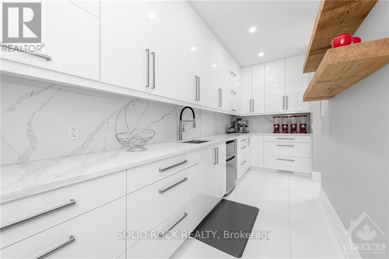 28596831/224-roger-road/alta-vistafaircrest-heights/ottawa/ontario/K1H5C6_8