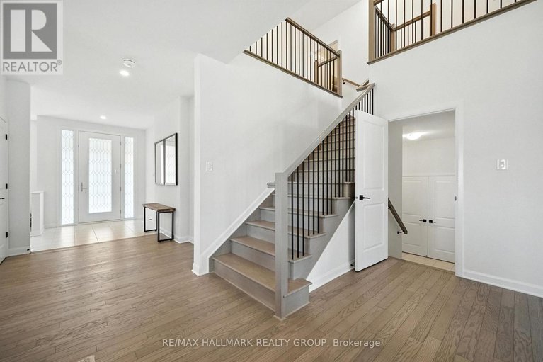 28632471/547-anchor-circle/mahogany-community/ottawa/ontario/K4M0N4_18