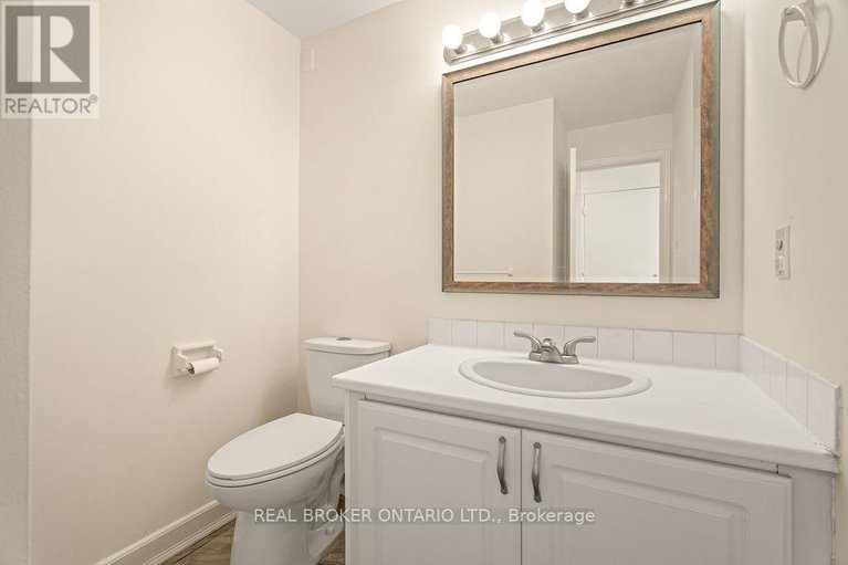 28894843/99-queensline-drive/bruce-farmgraham-parkqualicumbellands/ottawa/ontario/K2H7J6_14