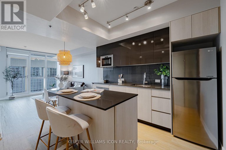 29363801/2015-199-slater-street/ottawa-centre/ottawa/ontario/K1P0C8_14