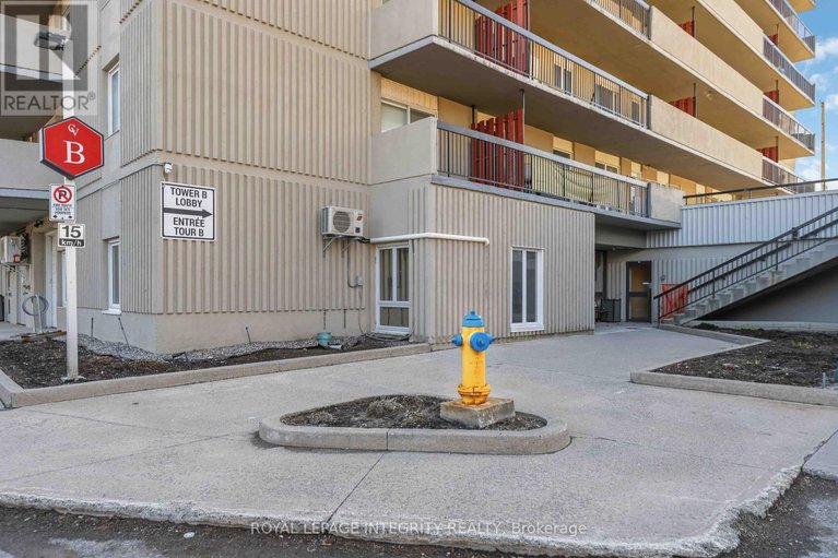 29650529/1506-158-b-mcarthur-avenue/vanier/ottawa/ontario/K1L8C9_2