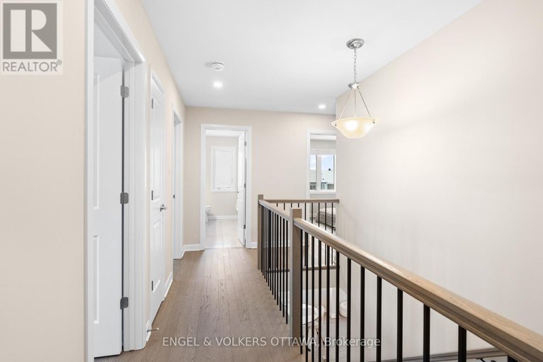 28163519/2053-wanderer-avenue/mahogany-community/ottawa/ontario/K4M0X1_20