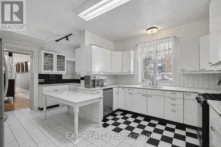 29339811/149-daly-avenue/sandy-hill/ottawa/ontario/K1N6E8_16