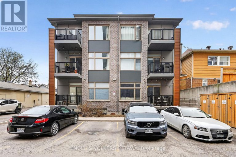 29677930/a-192-forward-avenue/mechanicsville/ottawa/ontario/K1Y4H2_31