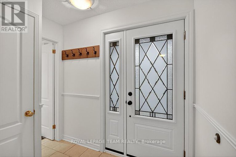 29065358/27-benlark-road/on-the-green/ottawa/ontario/K2J2L5_5