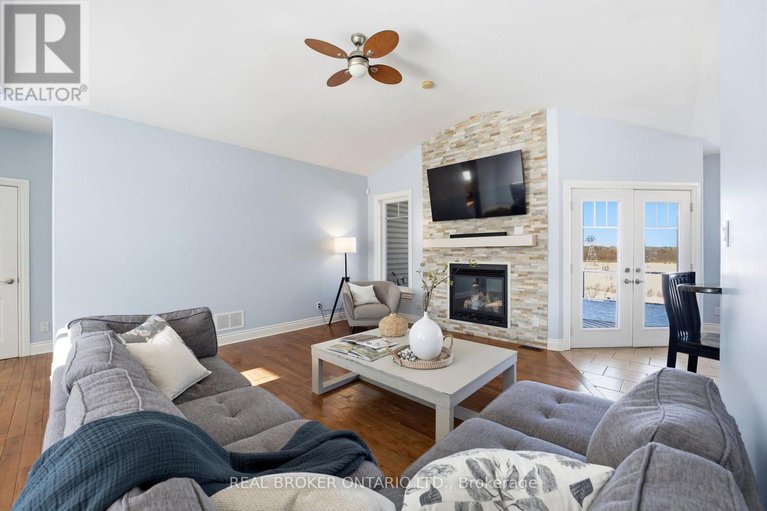 29394653/933-craig-road/north-grenville-twp-kemptville-south/north-grenville/ontario/K0G1S0_10