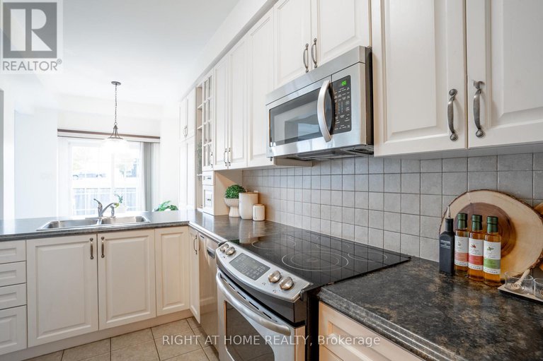 29071777/540-barrick-hill-road/bridlewood/ottawa/ontario/K2M0B4_12