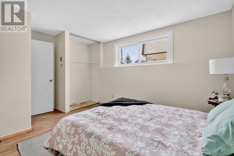 29306749/15-2640-draper-avenue/redwood-park/ottawa/ontario/K2H8V3_26
