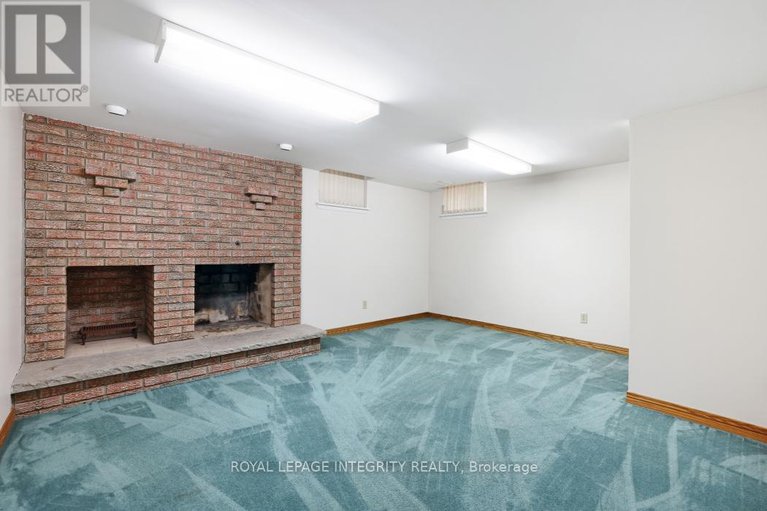 28932150/2291-courtice-avenue-e/alta-vista/ottawa/ontario/K1H7G7_35