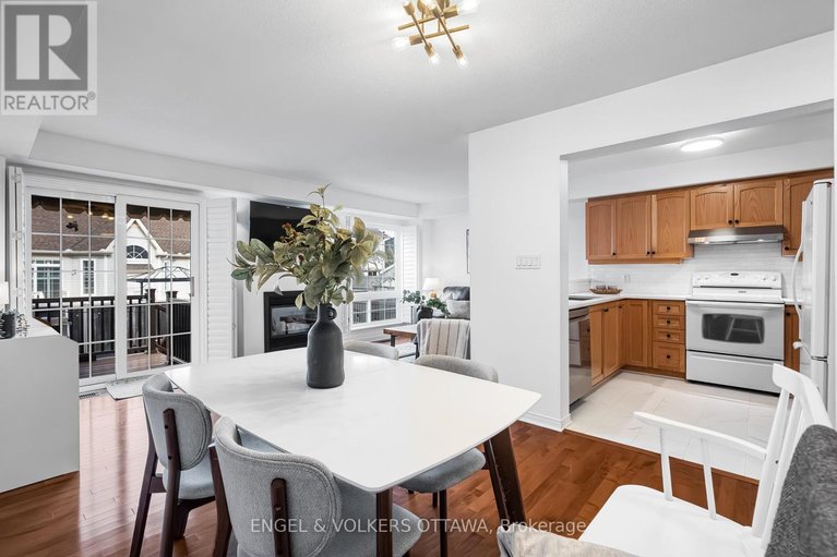 29548998/293-silbrass-private/stonebridge/ottawa/ontario/K2J5M6_14