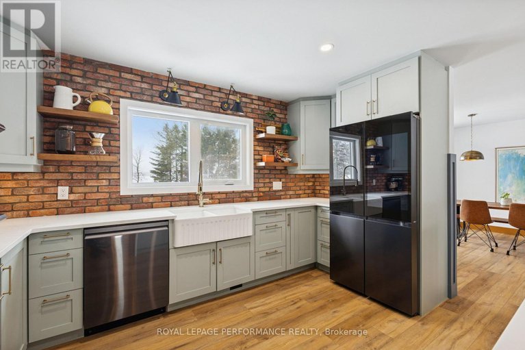 29405798/3460-dessaint-street/cumberland-west/ottawa/ontario/K0A3E0_12