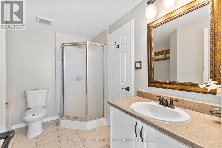 29249914/7-325-elite-private/longfields/ottawa/ontario/K2J0A4_29