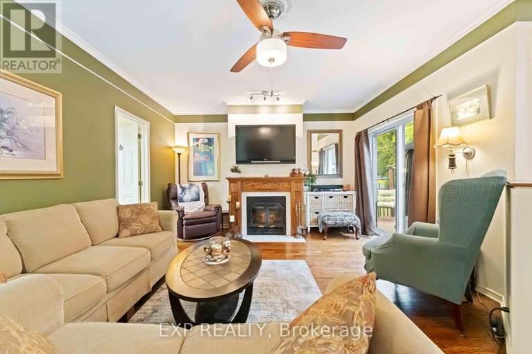 29620058/16-evelyn-street/stittsville-south/ottawa/ontario/K2S1M9_4