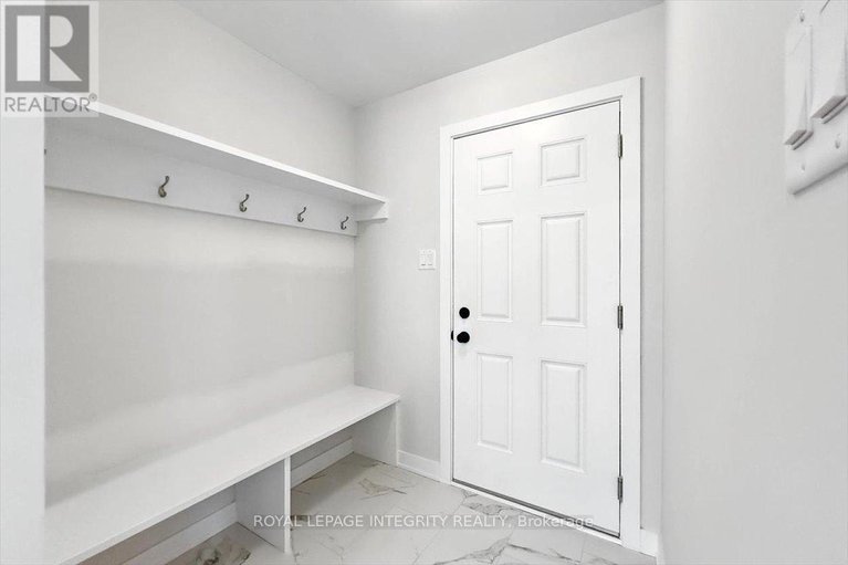 28847961/217-massalia-crescent/notting-hillsummerside/ottawa/ontario/K4A5R1_15