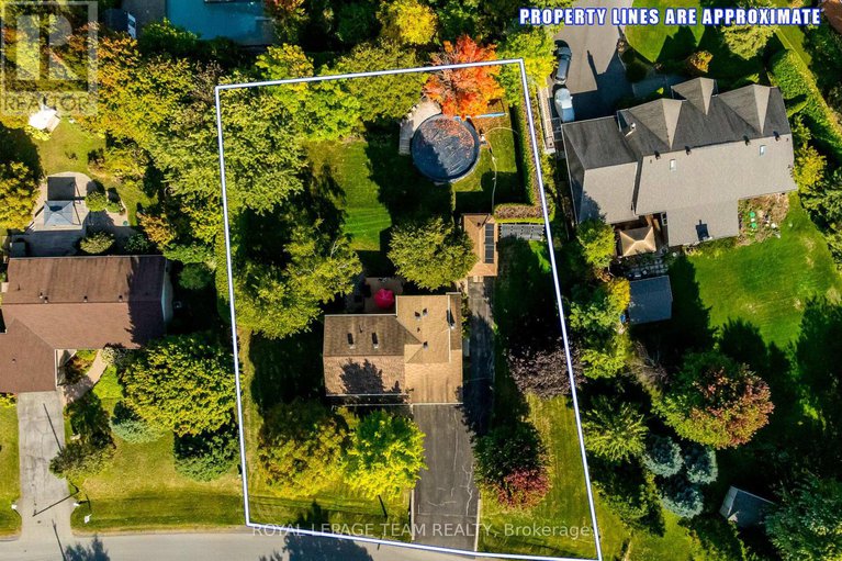 28910635/5239-mclean-crescent/manotick-long-island-nicholls-island/ottawa/ontario/K4M1G1_7