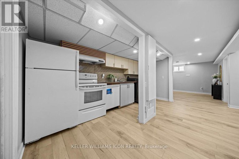 29275190/45-epworth-avenue/meadowlandsst-claire-gardens/ottawa/ontario/K2G2L8_30