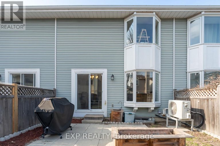 29647556/378-valade-crescent/fallingbrookpineridge/ottawa/ontario/K4A2V8_46