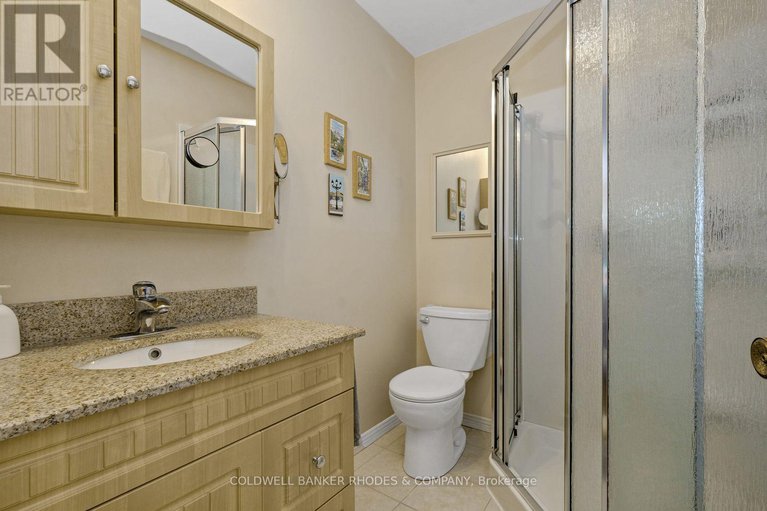 29319583/1550-northdale-street/pineview/ottawa/ontario/K1B4G8_20