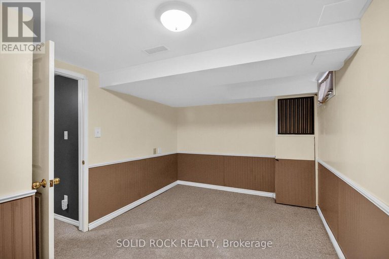 29150060/44-tybalt-crescent/westcliffe-estates/ottawa/ontario/K2H8J5_20