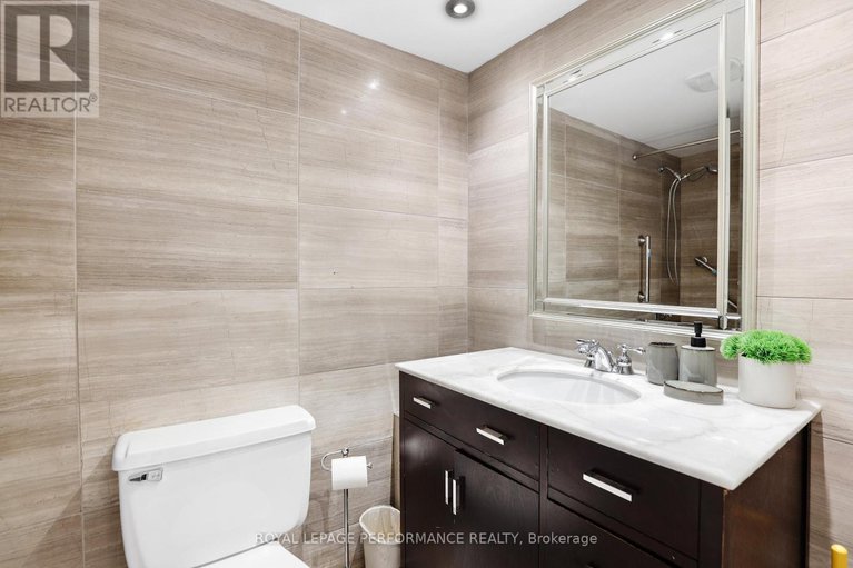 29103488/ph3-370-dominion-avenue/westboro-west/ottawa/ontario/K2A3X4_21