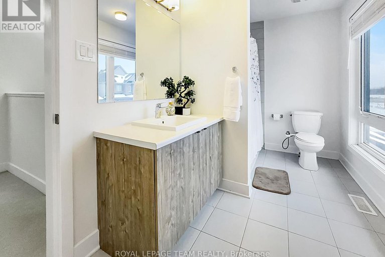 29514785/223-turnbuckle-crescent/half-moon-bay/ottawa/ontario/K2J7B7_32