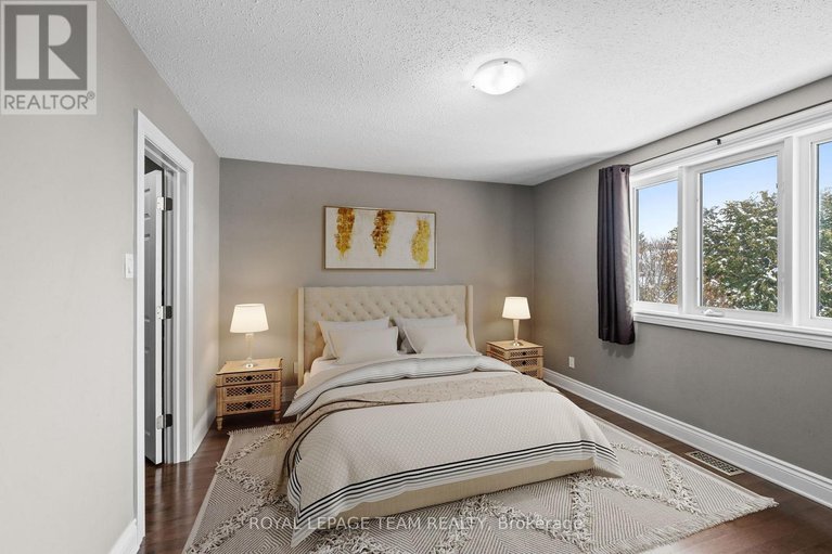 29111862/828-kingfisher-crescent/chatelaine-village/ottawa/ontario/K1E2L4_24