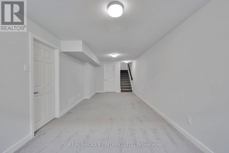 28620609/2123-winsome-terrace/fallingbrookgardenway-south/ottawa/ontario/K4A3P6_28