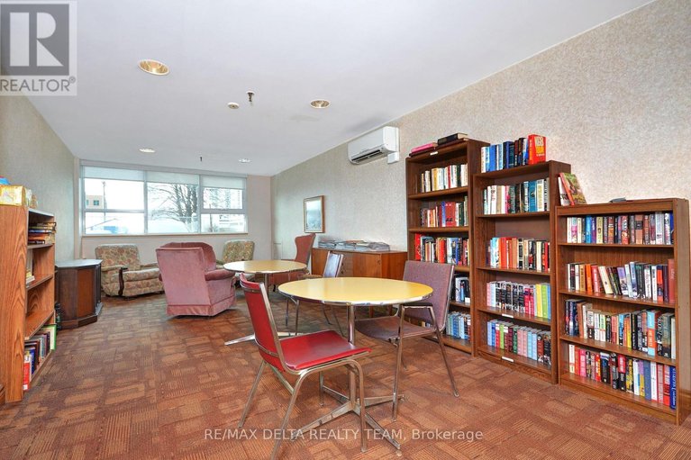 29672097/1001-555-brittany-drive/viscount-alexander-park/ottawa/ontario/K1K4C5_36