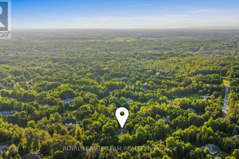 28313084/6005-earlscourt-crescent/manotick-east-to-manotick-station/ottawa/ontario/K4M1K2_50