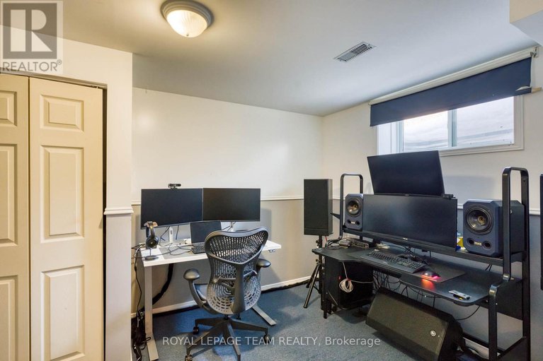 29324372/55-gale-street/almonte/mississippi-mills/ontario/K0A1A0_23