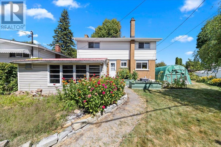 28767158/2326-harding-road/elmvale-acresurbandale/ottawa/ontario/K1G3B9_36