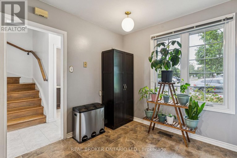 28801637/85-monterey-drive/leslie-park/ottawa/ontario/K2H7A9_23