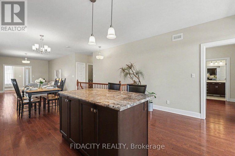 29514789/21-galens-way/kemptville/north-grenville/ontario/K0G1J0_14