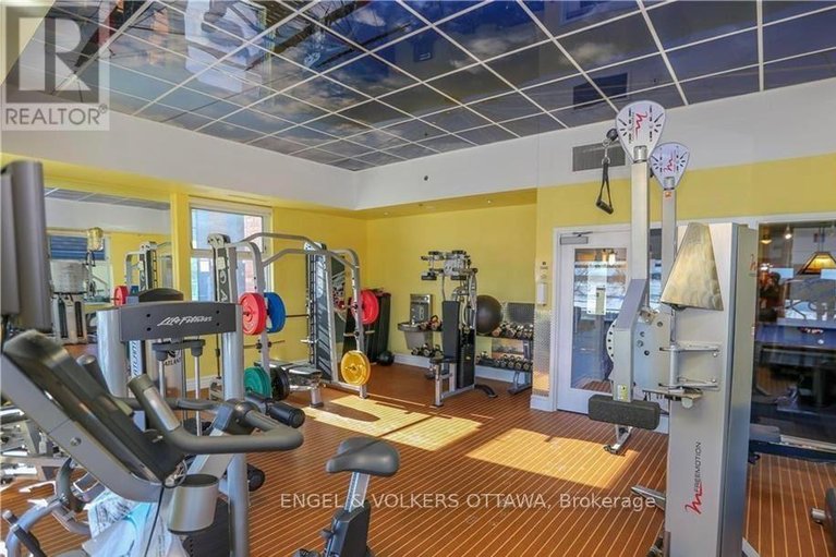 29337561/1802-15-st-andrew-street/brockville/brockville/ontario/K6V0B8_39