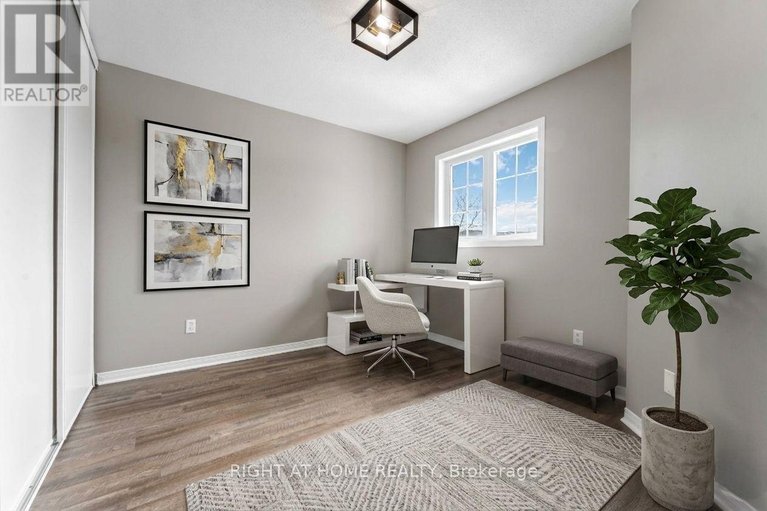 29443377/123-kinross-private/morgans-grantsouth-march/ottawa/ontario/K2K3P9_50