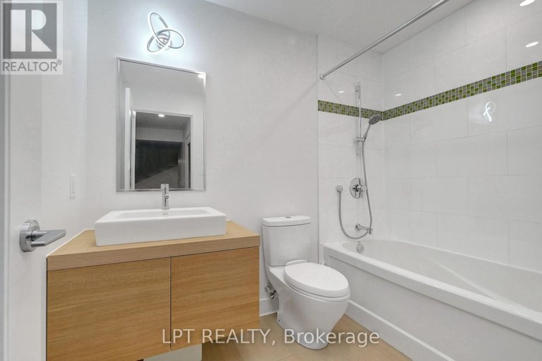 29603337/298-crestview-road/alta-vistafaircrest-heights/ottawa/ontario/K1H5G6_45