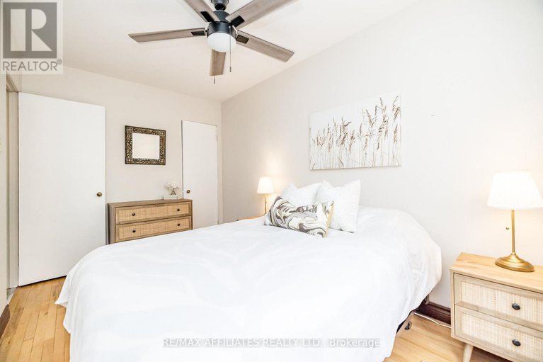 29023598/361-larouche-street/vanier/ottawa/ontario/K1L7L1_16