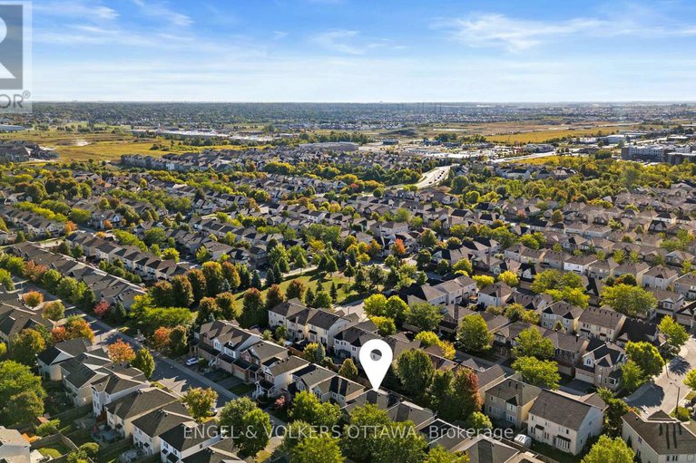 28873789/416-vendevale-avenue/stittsville-north/ottawa/ontario/K2S0M6_44
