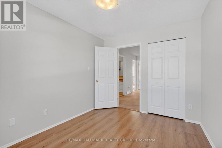 29361218/111-1061-meadowlands-drive/carleton-square/ottawa/ontario/K2C0K5_38