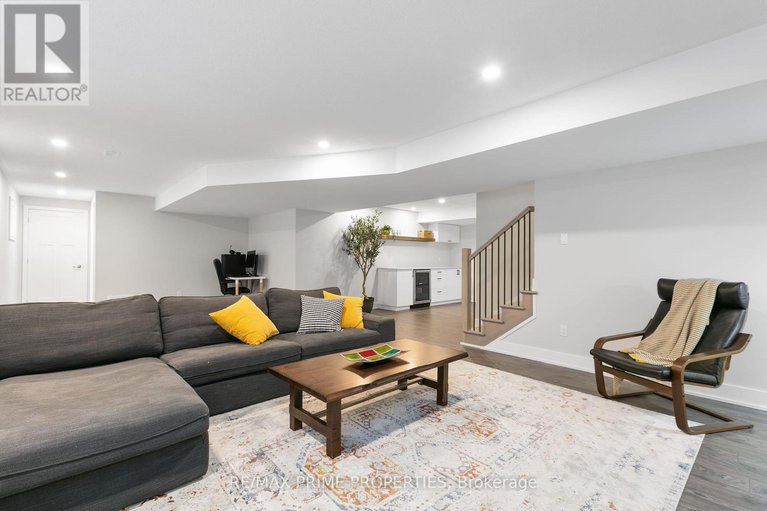 29325605/148-aubrais-crescent/orleans-village/ottawa/ontario/K1W0N1_29