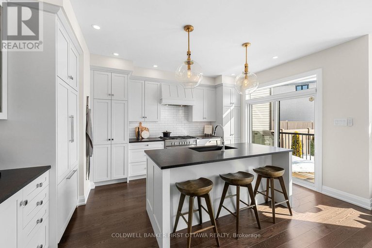 29381592/43-deerfox-drive/longfields/ottawa/ontario/K2J4V1_9