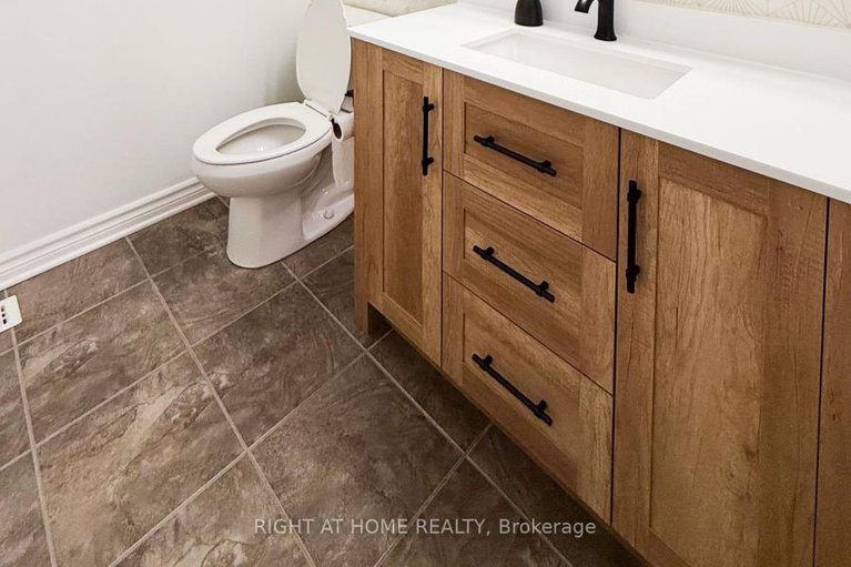 28646412/204-cooks-mill-crescent/riverside-south/ottawa/ontario/K1V2N1_14