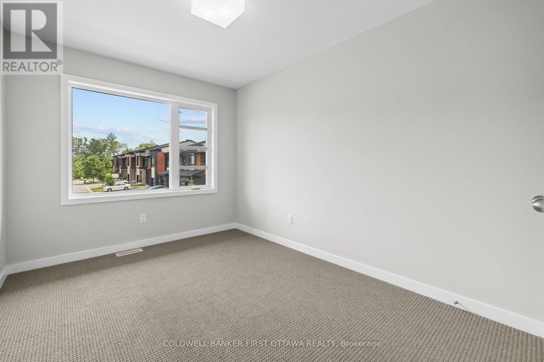 28598402/821-quartet-avenue/riverside-southgloucester-glen/ottawa/ontario/K1X0C4_27