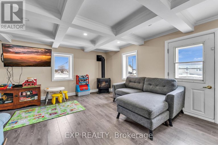 29443321/1526-landry-street/clarencerockland-twp/clarence-rockland/ontario/K0A1N0_25