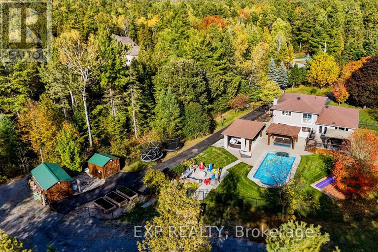 29064554/10-carlisle-circle/remainder-of-stittsville-area/ottawa/ontario/K0A1B0_2