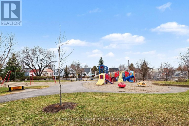 29619269/295-meilleur-private/vanier/ottawa/ontario/K1L0A2_31